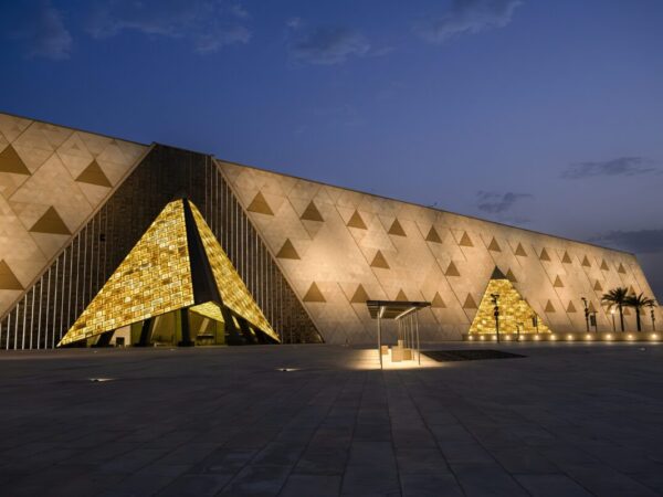 Cairo Tour – New Museum By Mini van